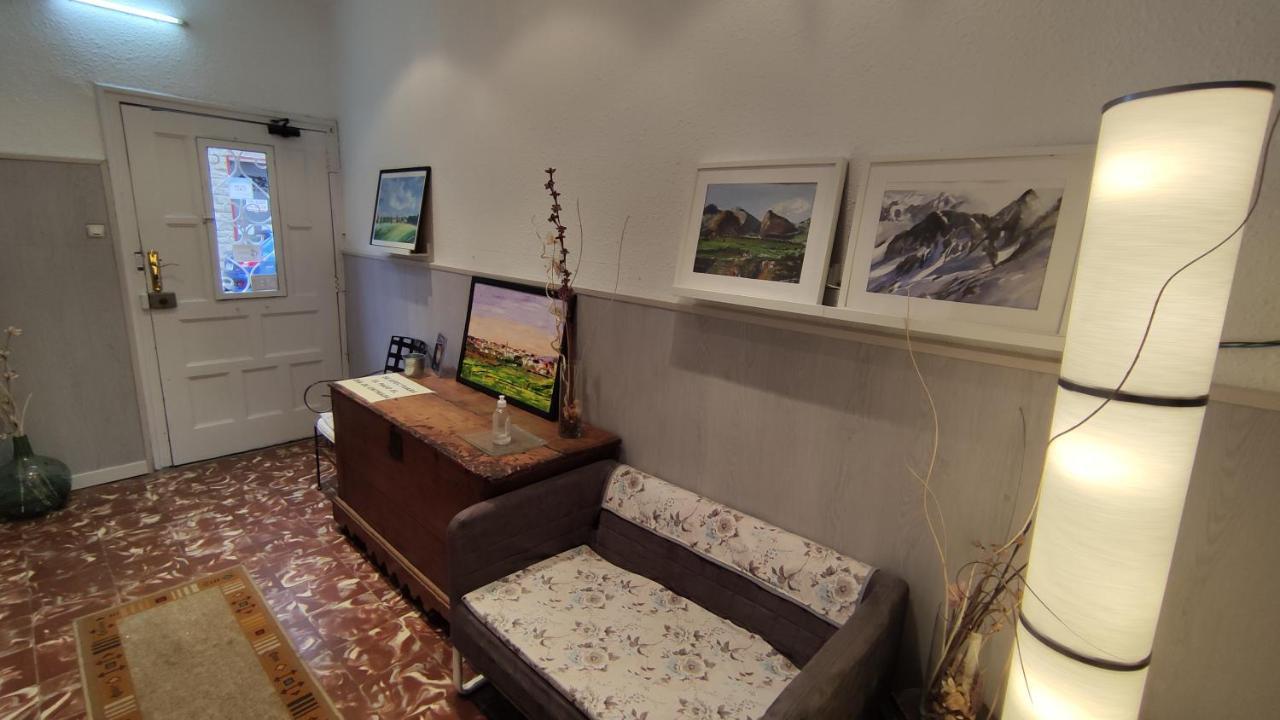 Hostal Escartin Sabiñánigo Dış mekan fotoğraf